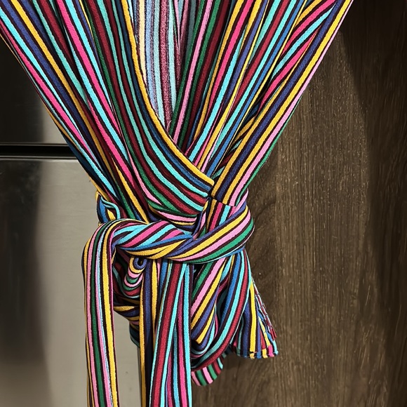 ANTHROPOLOGIE TOP - Picture 4 of 6